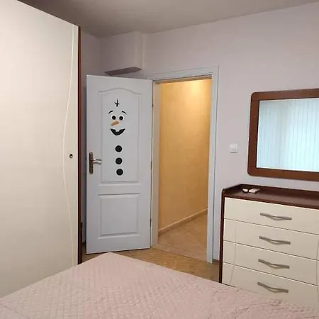 Apartman 8 8